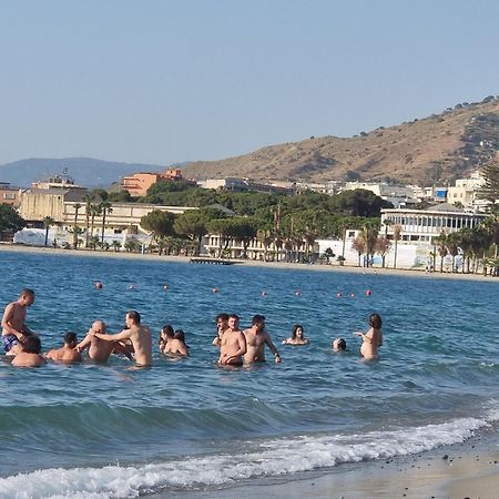 Apartament Loft Magna Grecia Reggio Calabria Centro Storico A 3 Minuti A Piedi Dal Mare Zewnętrze zdjęcie