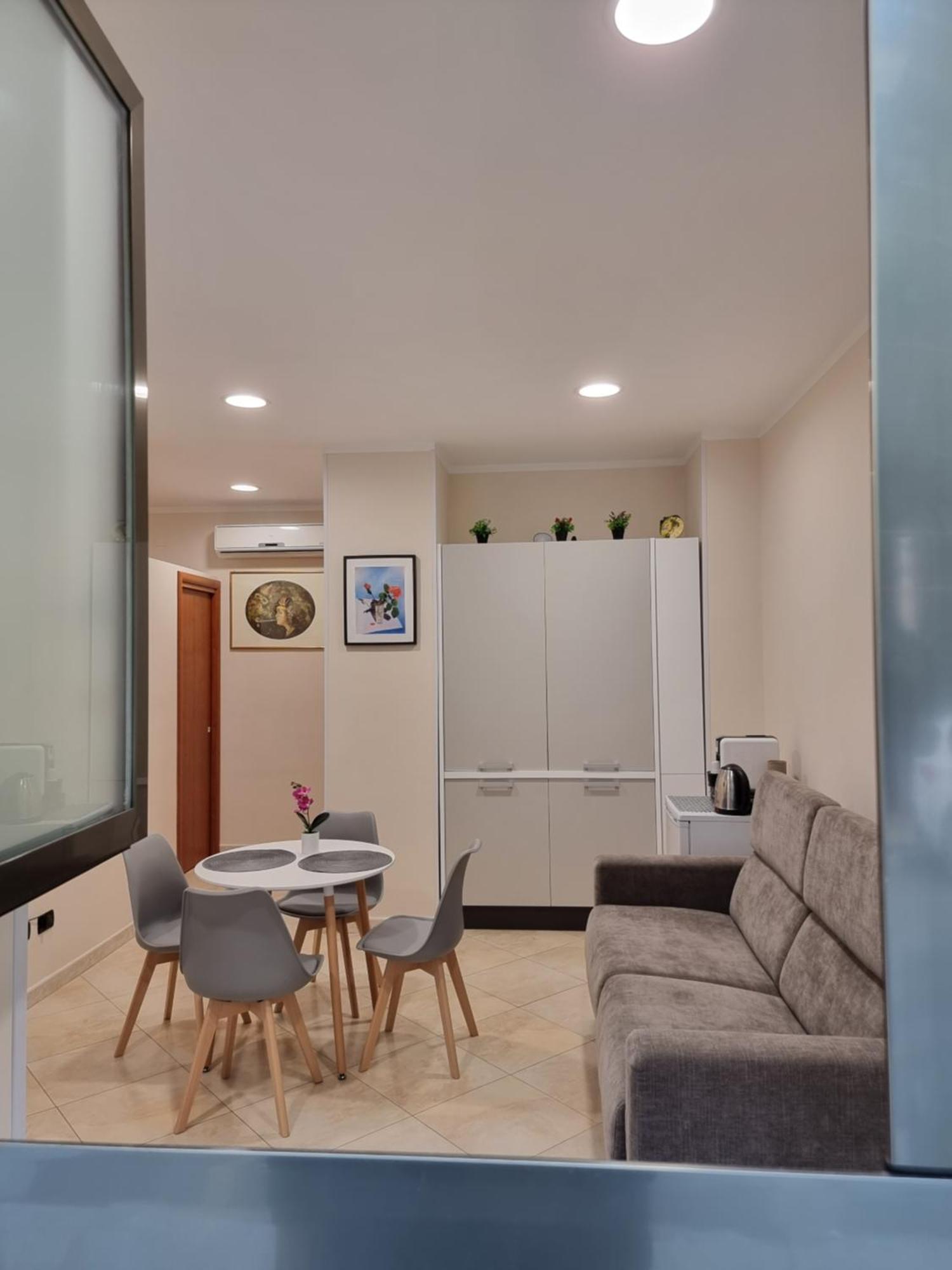 Apartament Loft Magna Grecia Reggio Calabria Centro Storico A 3 Minuti A Piedi Dal Mare Zewnętrze zdjęcie